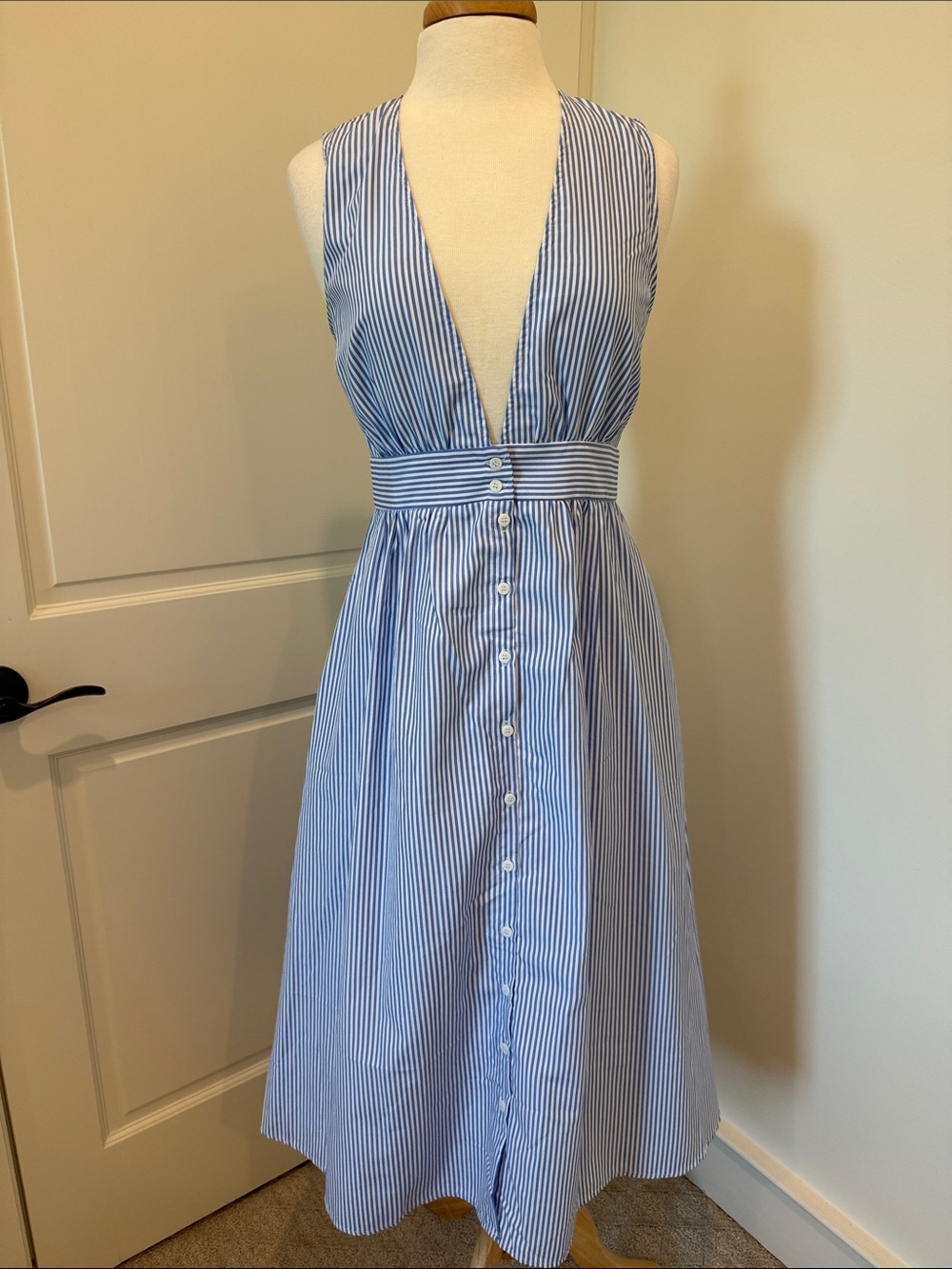 Sleeveless Blue Striped Midi Dress with Button Front